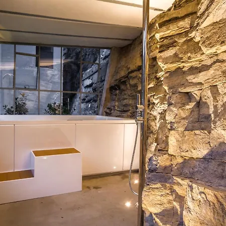 Monte Di Lenno Sleeps 8 Pool Air Con * Moltrasio